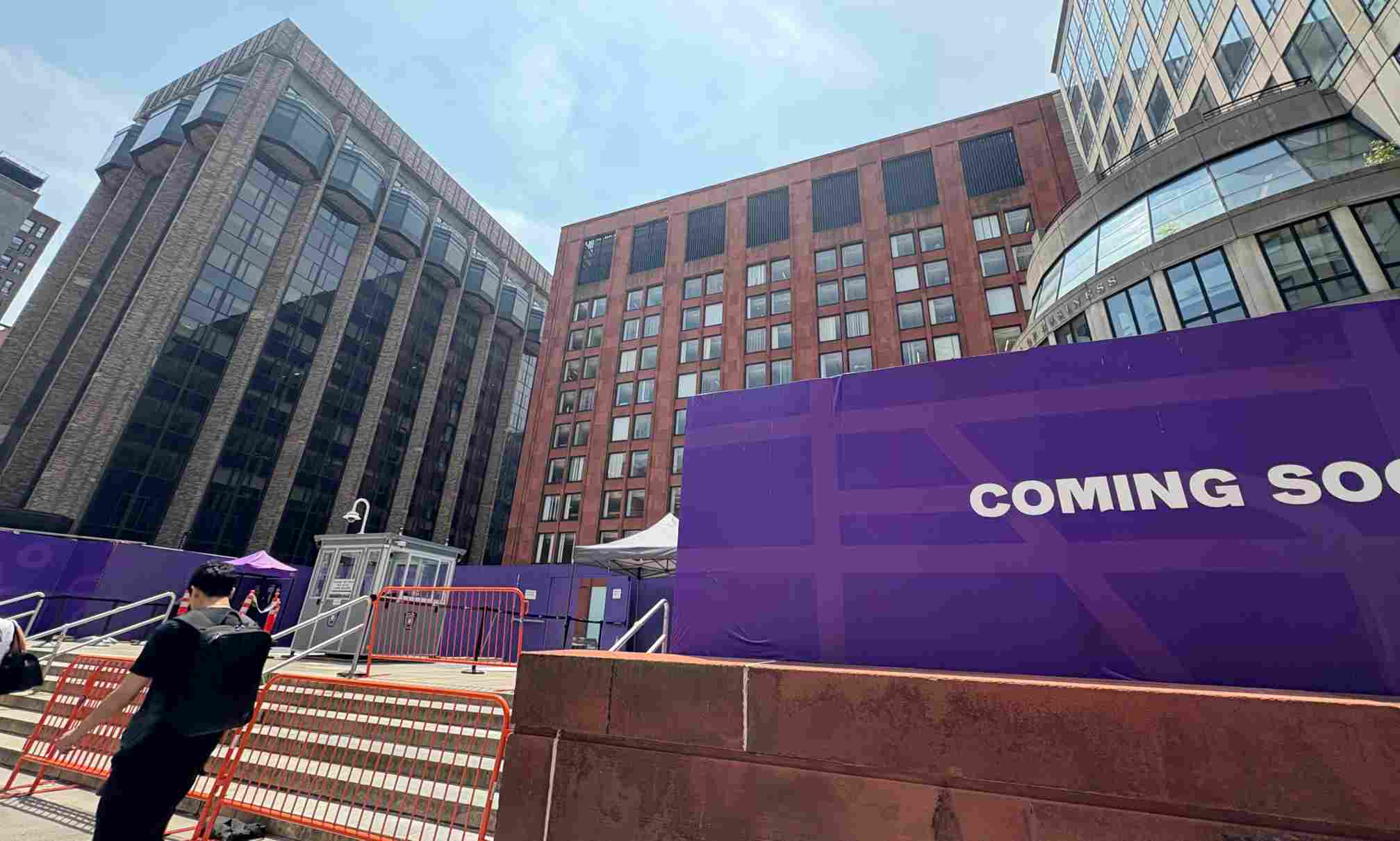 80 万学生迎 AI 试用规则，纽约家长为何集体喊停？